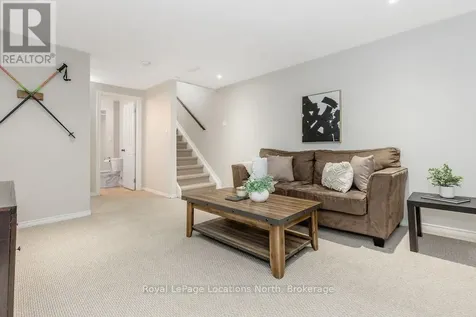 162 Settlers Way Blue Mountains ON L9Y 0M4
