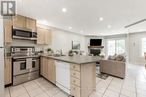 162 Settlers Way Blue Mountains ON L9Y 0M4
