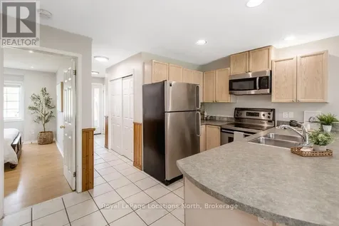 162 Settlers Way Blue Mountains ON L9Y 0M4