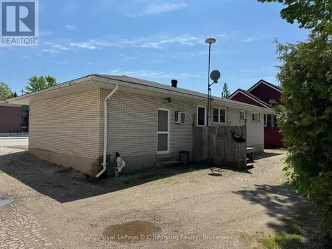 722 Goderich Street Saugeen Shores ON N0H 2C0