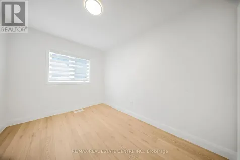 145 South Creek Drive Kitchener ON N2P 2N3