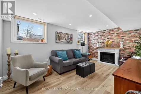 82 Spencer Avenue Orangeville ON L9W 5H8