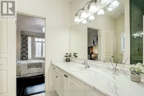 99 Henry Bauer Avenue Markham (berczy) ON L6C 0S3