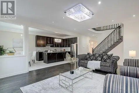 99 Henry Bauer Avenue Markham (berczy) ON L6C 0S3