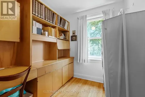 30 Belgrave Road Ottawa ON K1S 0M1