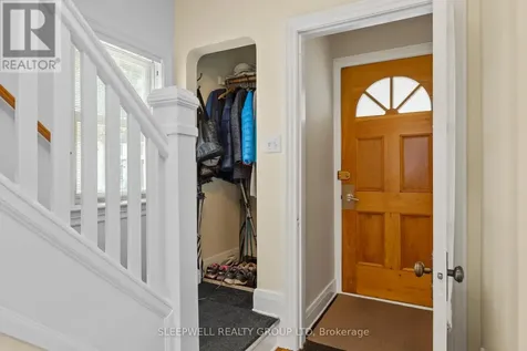 30 Belgrave Road Ottawa ON K1S 0M1