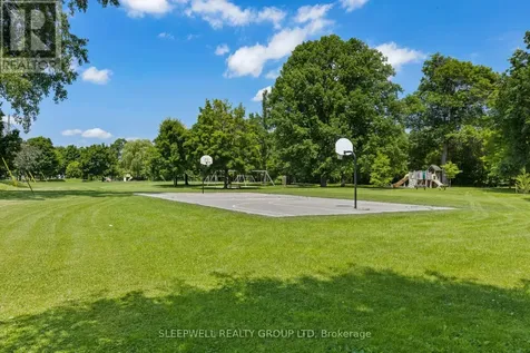 30 Belgrave Road Ottawa ON K1S 0M1