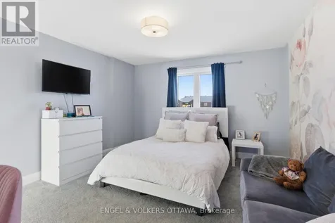640 Meadowridge Circle Ottawa ON K0A 1L0