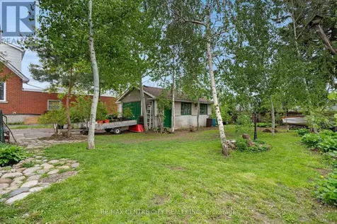 339 Greenfield Avenue Kitchener ON N2C 1E2