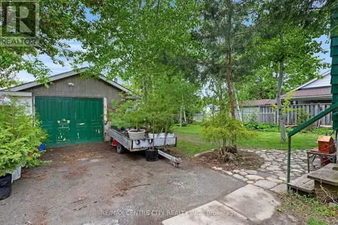 339 Greenfield Avenue Kitchener ON N2C 1E2