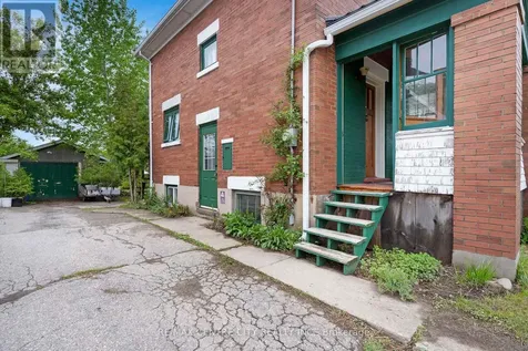 339 Greenfield Avenue Kitchener ON N2C 1E2