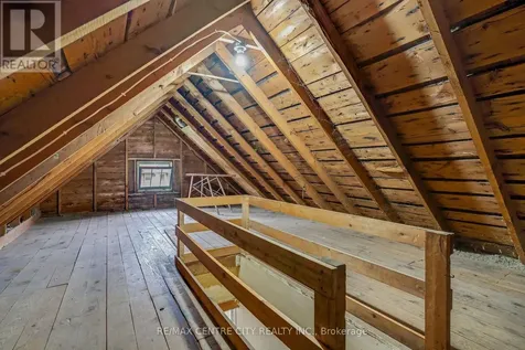 339 Greenfield Avenue Kitchener ON N2C 1E2