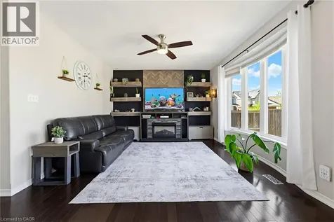 14 Reading Street Breslau ON N0B 1M0