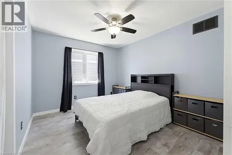 14 Reading Street Breslau ON N0B 1M0