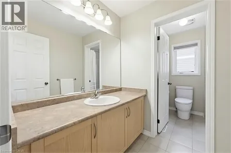 14 Reading Street Breslau ON N0B 1M0