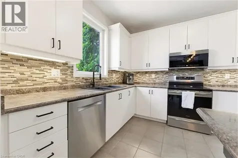 14 Reading Street Breslau ON N0B 1M0