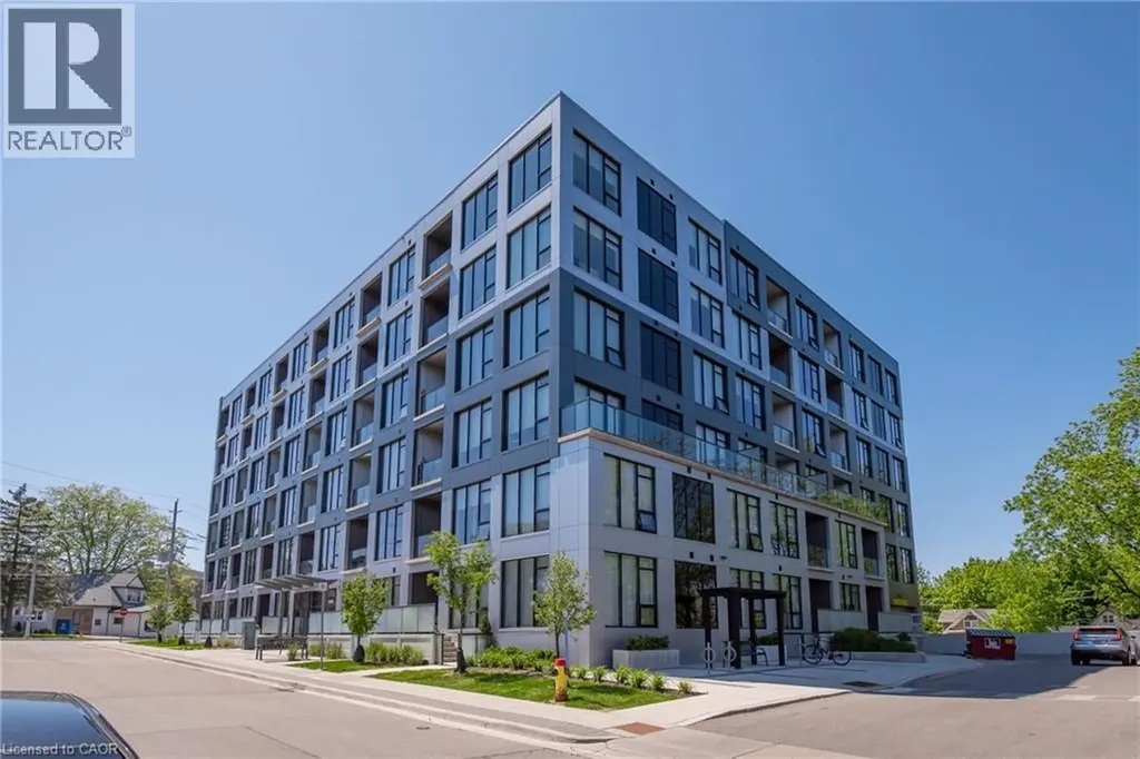 690 King Street West Kitchener ON N2H 5L8