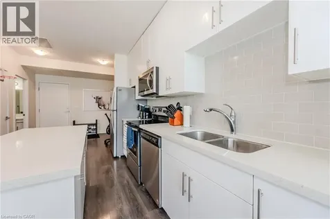 690 King Street West Kitchener ON N2H 5L8