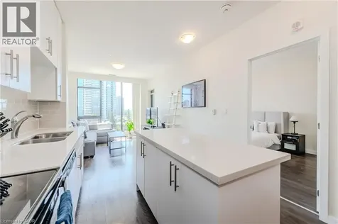 690 King Street West Kitchener ON N2H 5L8