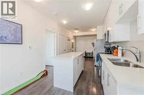 690 King Street West Kitchener ON N2H 5L8