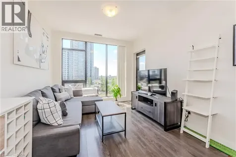 690 King Street West Kitchener ON N2H 5L8