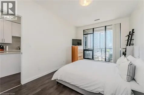690 King Street West Kitchener ON N2H 5L8