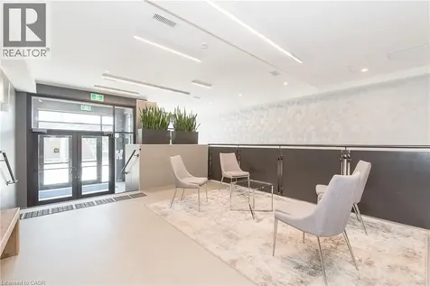 690 King Street West Kitchener ON N2H 5L8