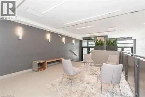 690 King Street West Kitchener ON N2H 5L8