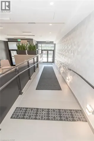 690 King Street West Kitchener ON N2H 5L8