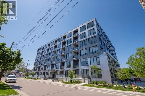 690 King Street West Kitchener ON N2H 5L8