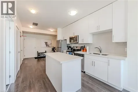 690 King Street West Kitchener ON N2H 5L8