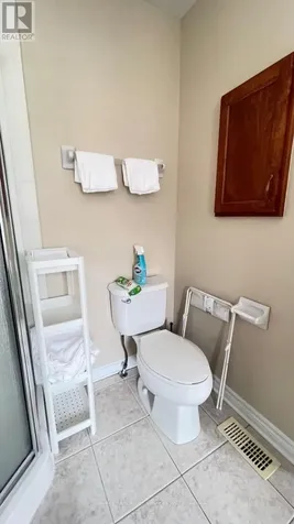 27 Torbec Avenue Ottawa ON K2T 0B6