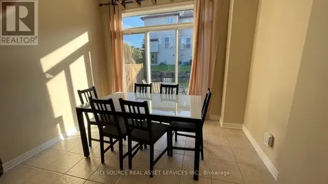 27 Torbec Avenue Ottawa ON K2T 0B6