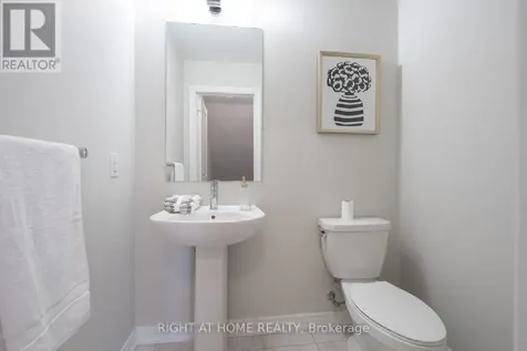 112 Hollywood Court Cambridge ON N1R 8K8