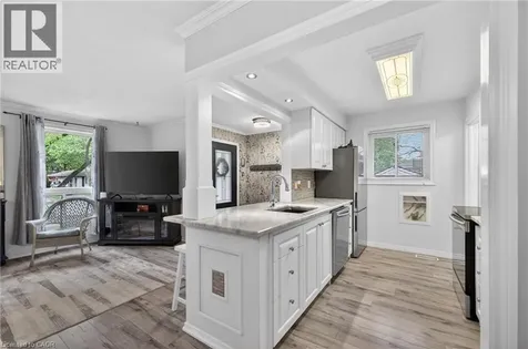 7 Windermere Court Guelph ON N1E 3L3