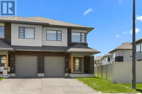 699 Honeydew Street Ottawa ON K1X 0K5