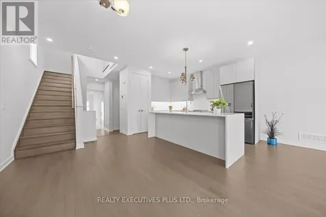 699 Honeydew Street Ottawa ON K1X 0K5