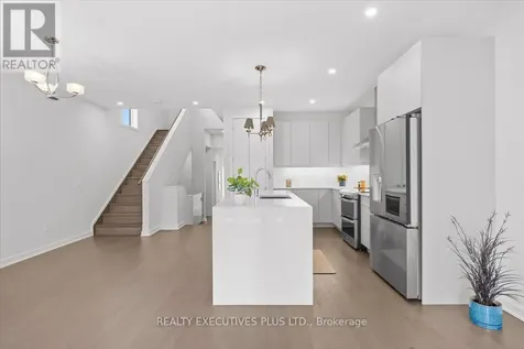 699 Honeydew Street Ottawa ON K1X 0K5