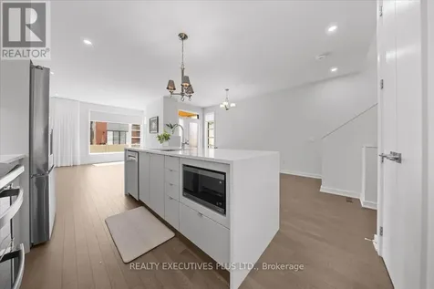 699 Honeydew Street Ottawa ON K1X 0K5