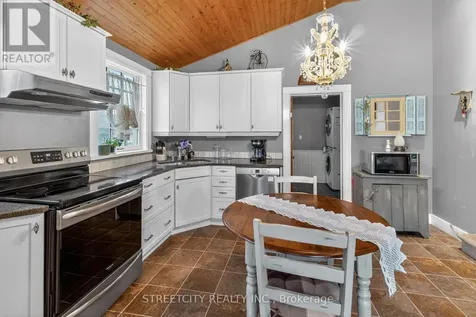 24 Centre Street St. Thomas ON N5R 2Z2