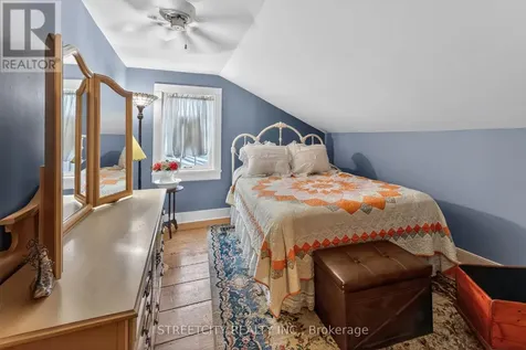 24 Centre Street St. Thomas ON N5R 2Z2