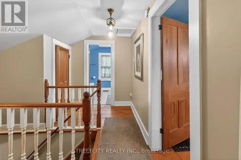 24 Centre Street St. Thomas ON N5R 2Z2