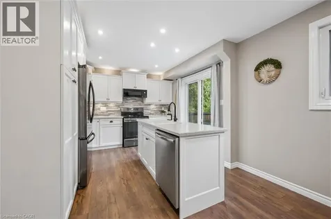 687 Champlain Boulevard Cambridge ON N1R 7Z8