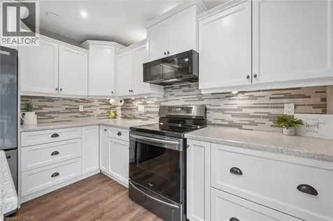 687 Champlain Boulevard Cambridge ON N1R 7Z8