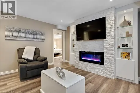 31 Townsend Drive Breslau ON N0B 1M0