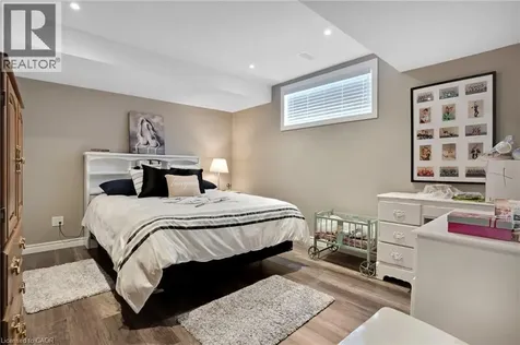31 Townsend Drive Breslau ON N0B 1M0