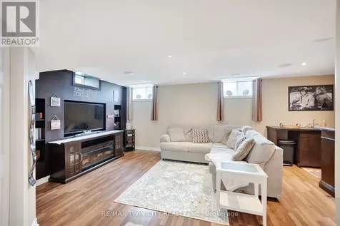 189 Hunter Way Brantford ON N3T 0B7