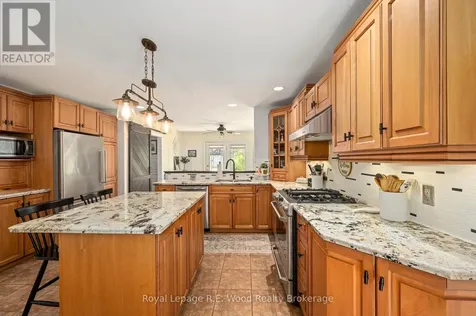 29 Woodside Drive Tillsonburg ON N4G 5P9