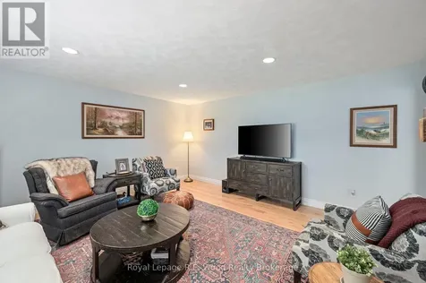 29 Woodside Drive Tillsonburg ON N4G 5P9
