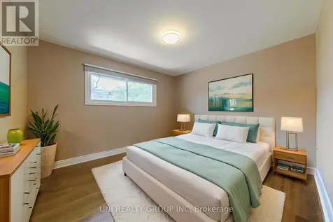 17 Forest Park Avenue Ottawa ON K2E 5A2